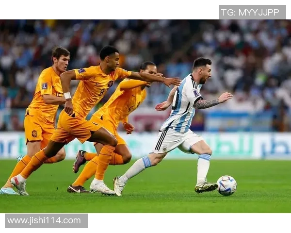 十一个足球明星的精彩瞬间与成就回顾,探索他们的职业生涯与影响力