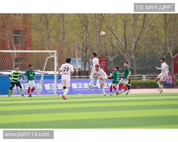 漯河足球明星队伍盘点及其在国内外赛事中的表现分析